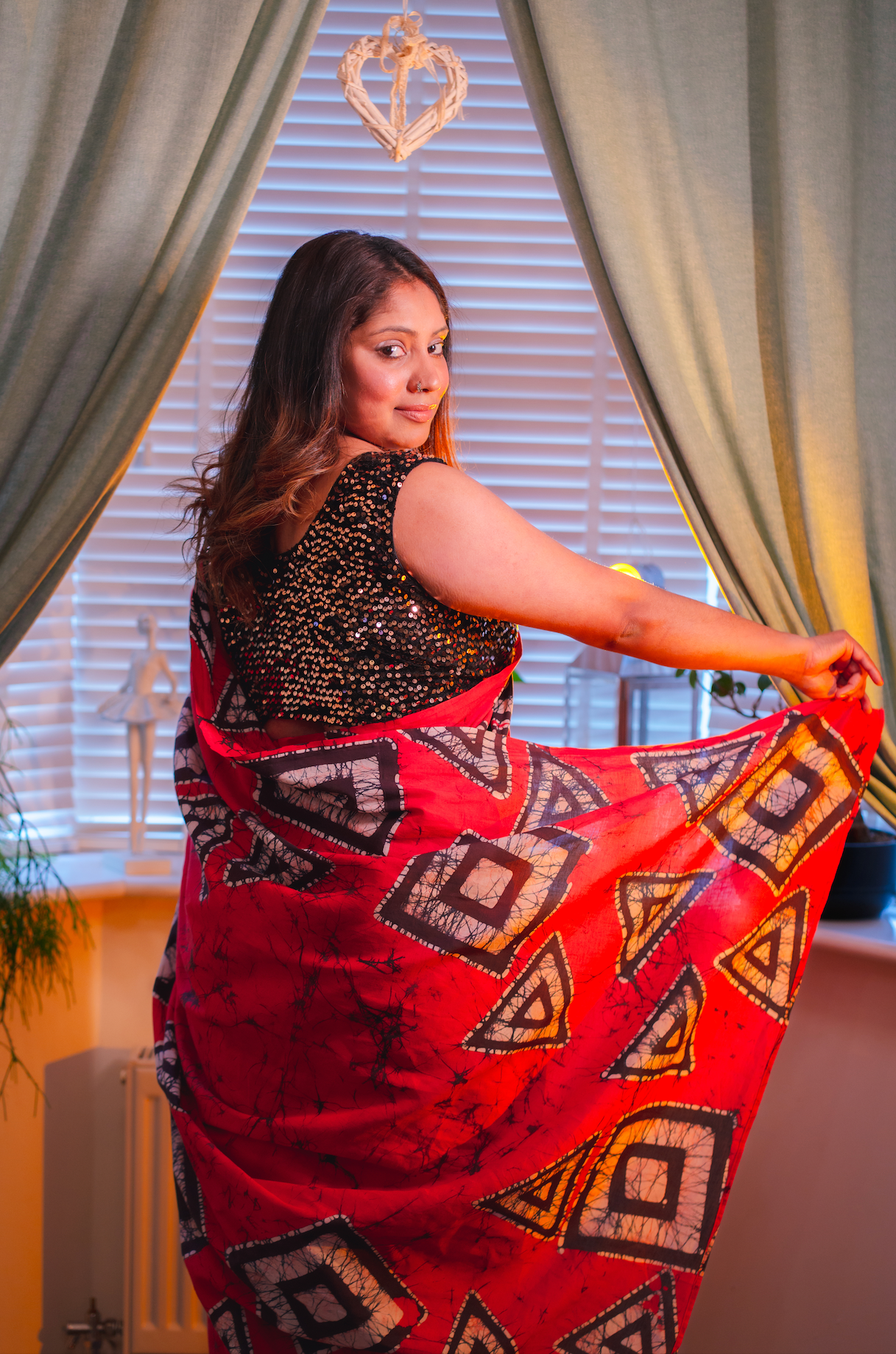 Velora Scarlet Saree